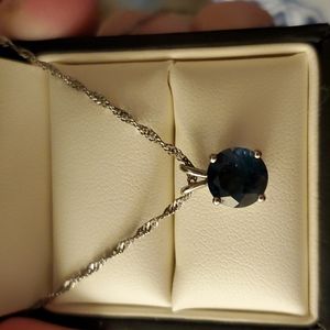 6mm round blue sapphire pendant.